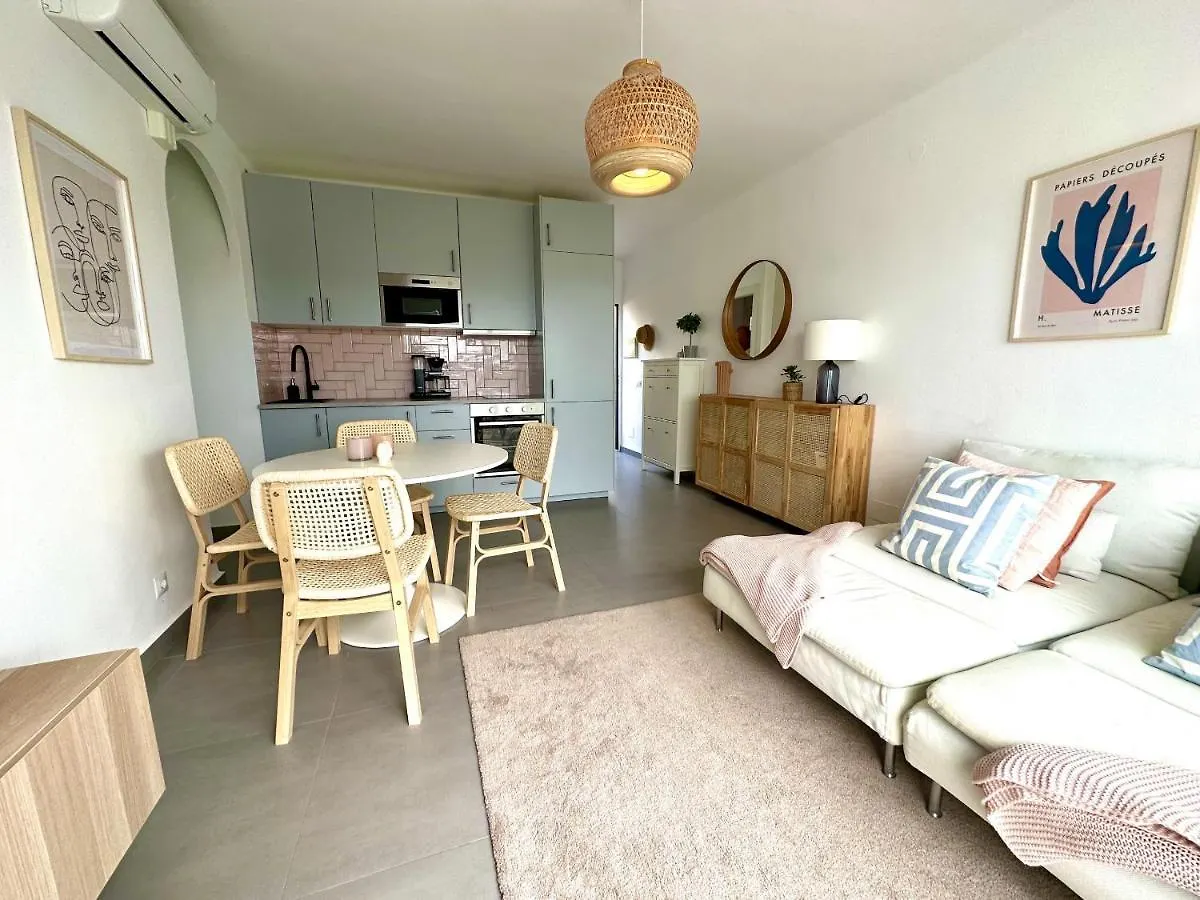 아파트 Las Palmas 8B Oasis Properties 네르하 스페인